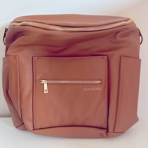 FAWN DESIGN Original Large Diaper Bag Backback. Brown. Brand New.
